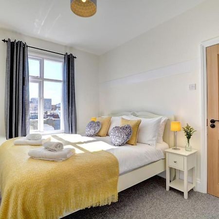 Modern 4 Bedroom Townhouse Perfect Location. Brighton Exterior photo